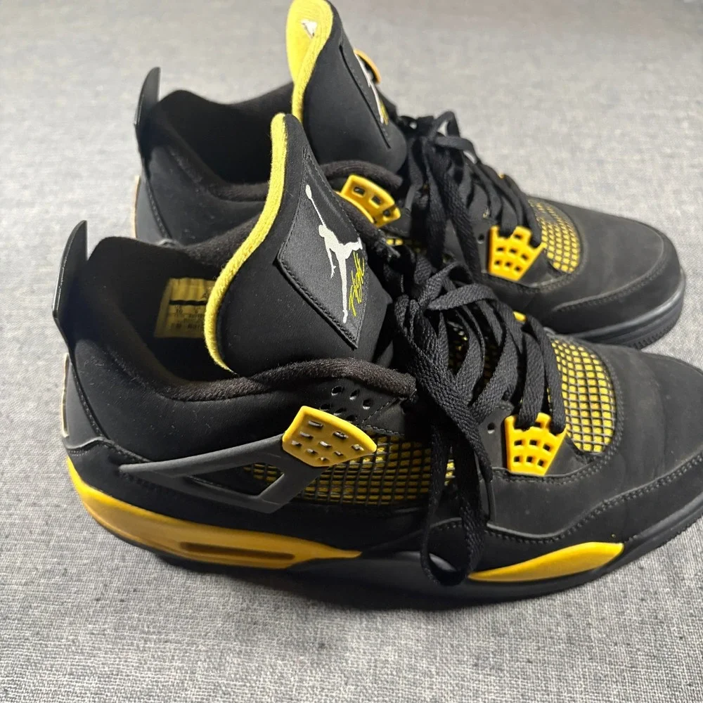 Jordan 4 Retro Thunder Mens Size 10 Black Yellow 308497-008 2012 Release